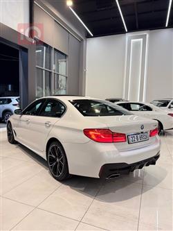 بی ئێم دەبڵیو سیریەس 5